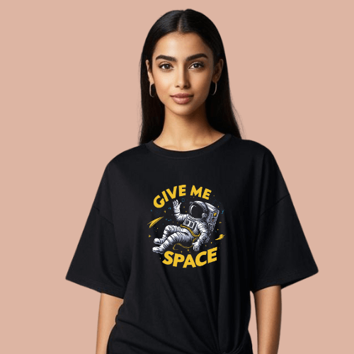 Oversized T Shirt - GIVE ME SPACE